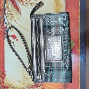 Coach Poppy Wristlet/Wallet